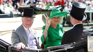 Król Karol III i królowa Kamila na wyścigach konnych Royal Ascot